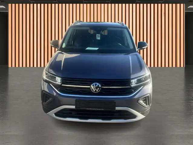 Volkswagen T-Cross view 21