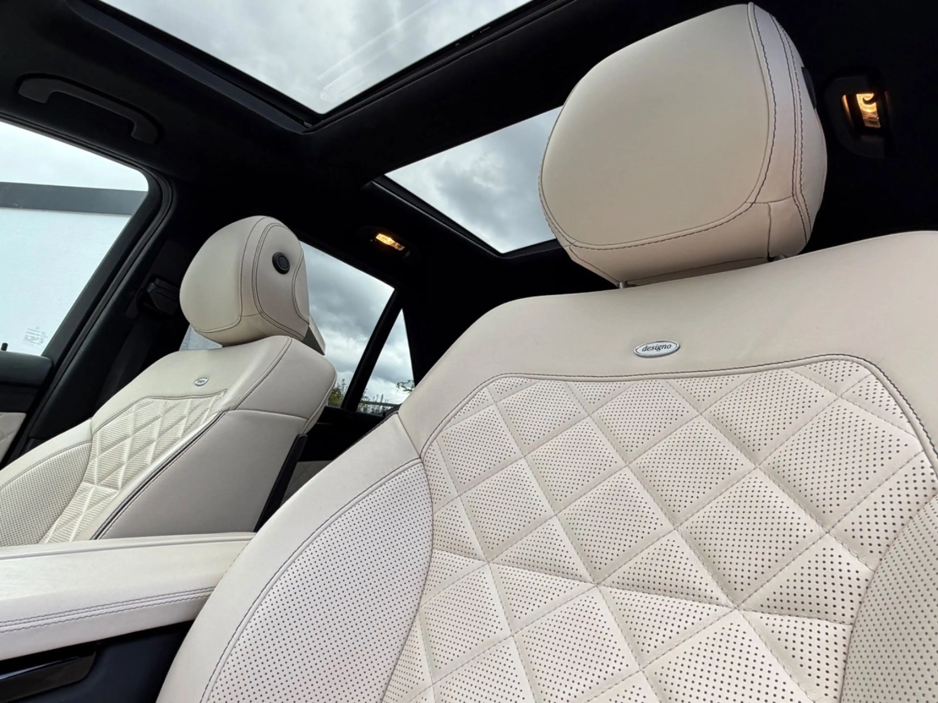 Mercedes-Benz GLE 500 4Matic AMG LINE DISIGNO EXCLUSIV (VOLL) — photo 16