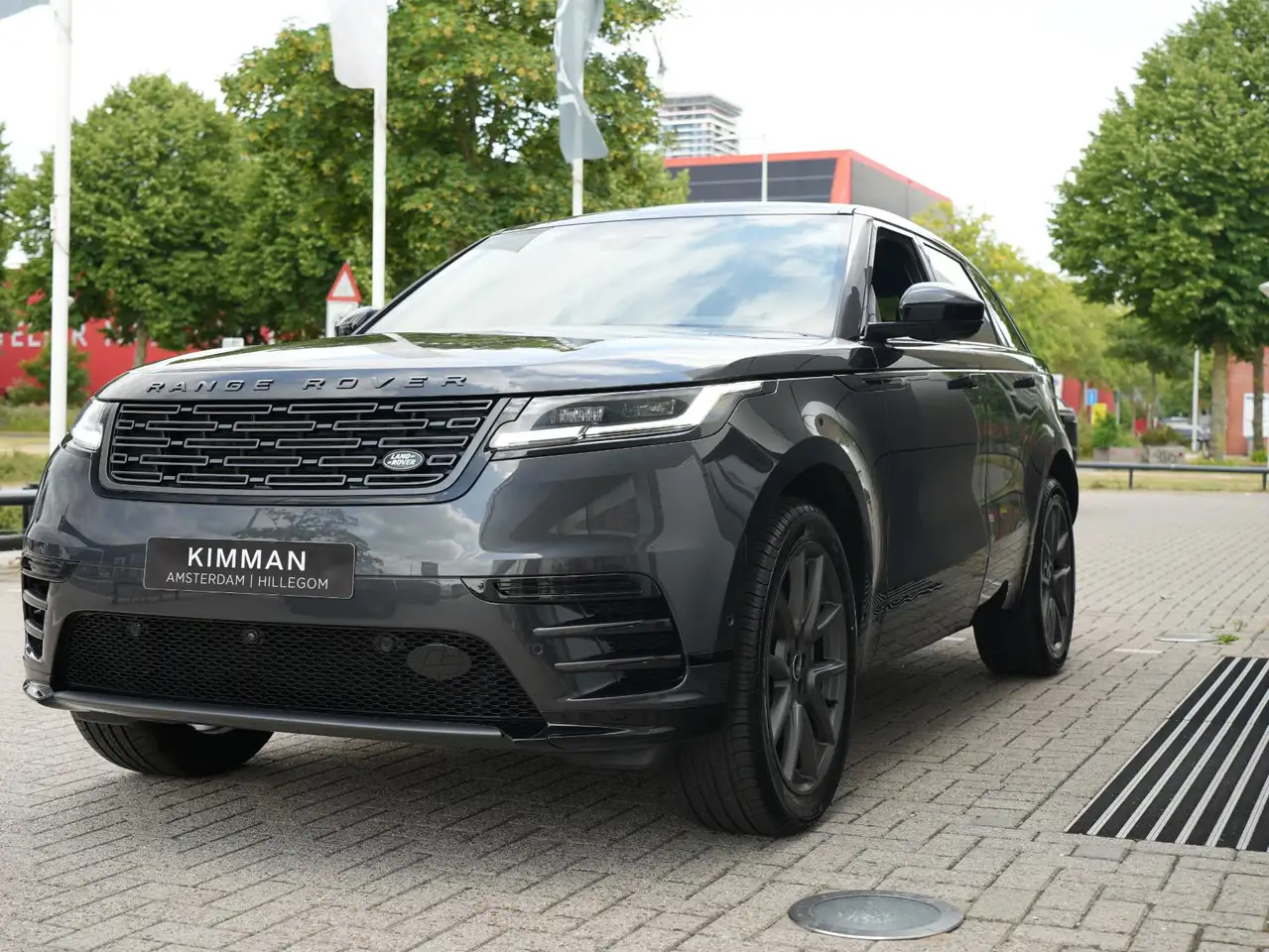 Land Rover Range Rover Velar 2026