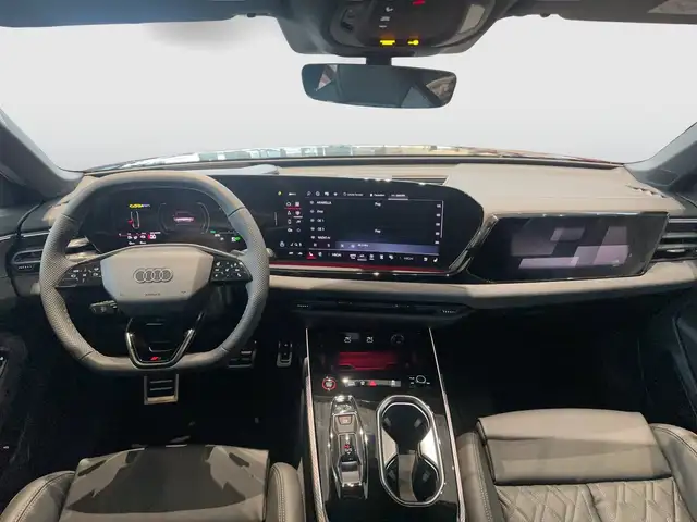 Audi A6 view 11