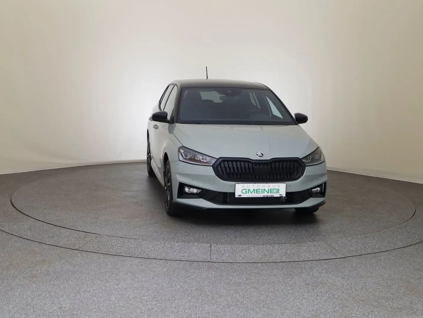 Skoda Fabia Monte Carlo TSI DSG Grün - 2