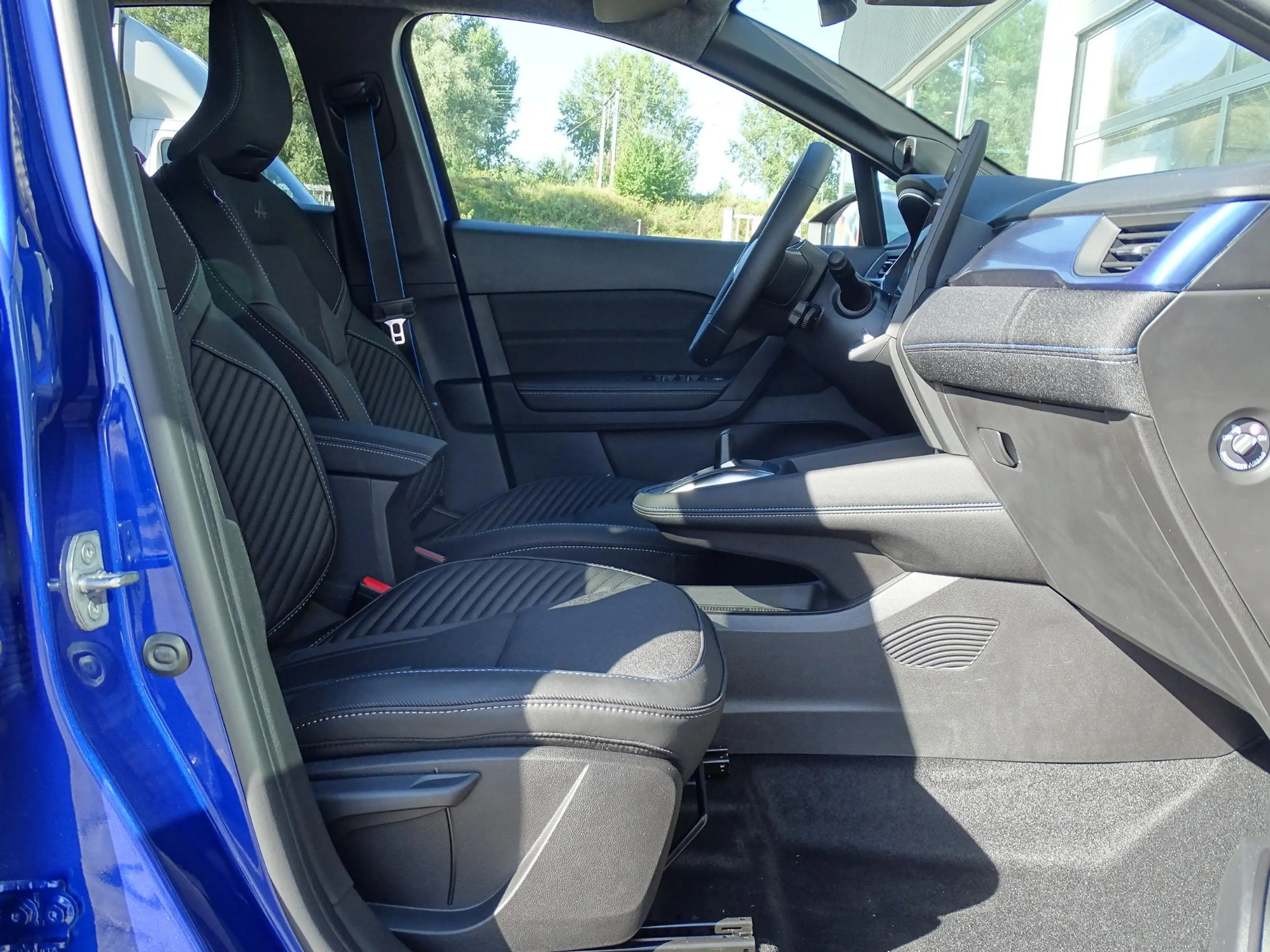 Renault Captur 1.8 E-Tech full hybrid 160 esprit Alpine NU 5 JAAR — photo 26