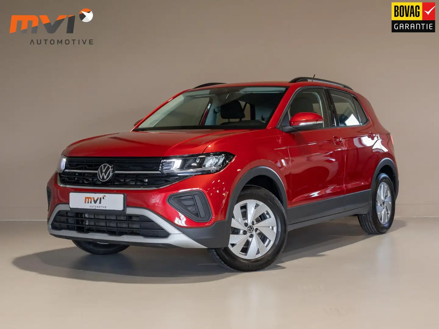 Volkswagen T-Cross 1.0 TSI Life Edition / 116pk / Stoelverwarming / Червоний - 1