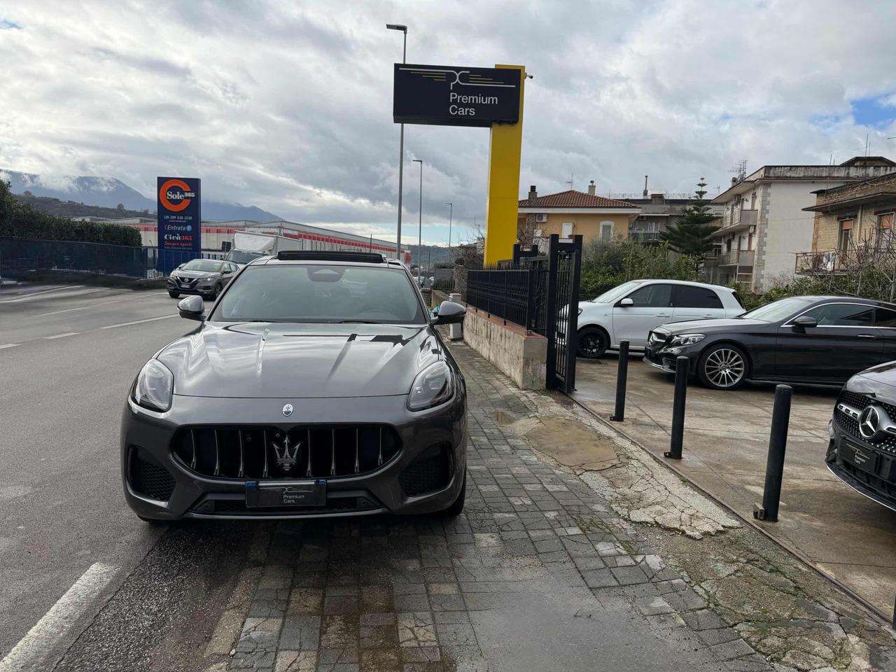 Maserati Grecale MHEV 300 CV AWD GT TETTO UniPro Ita