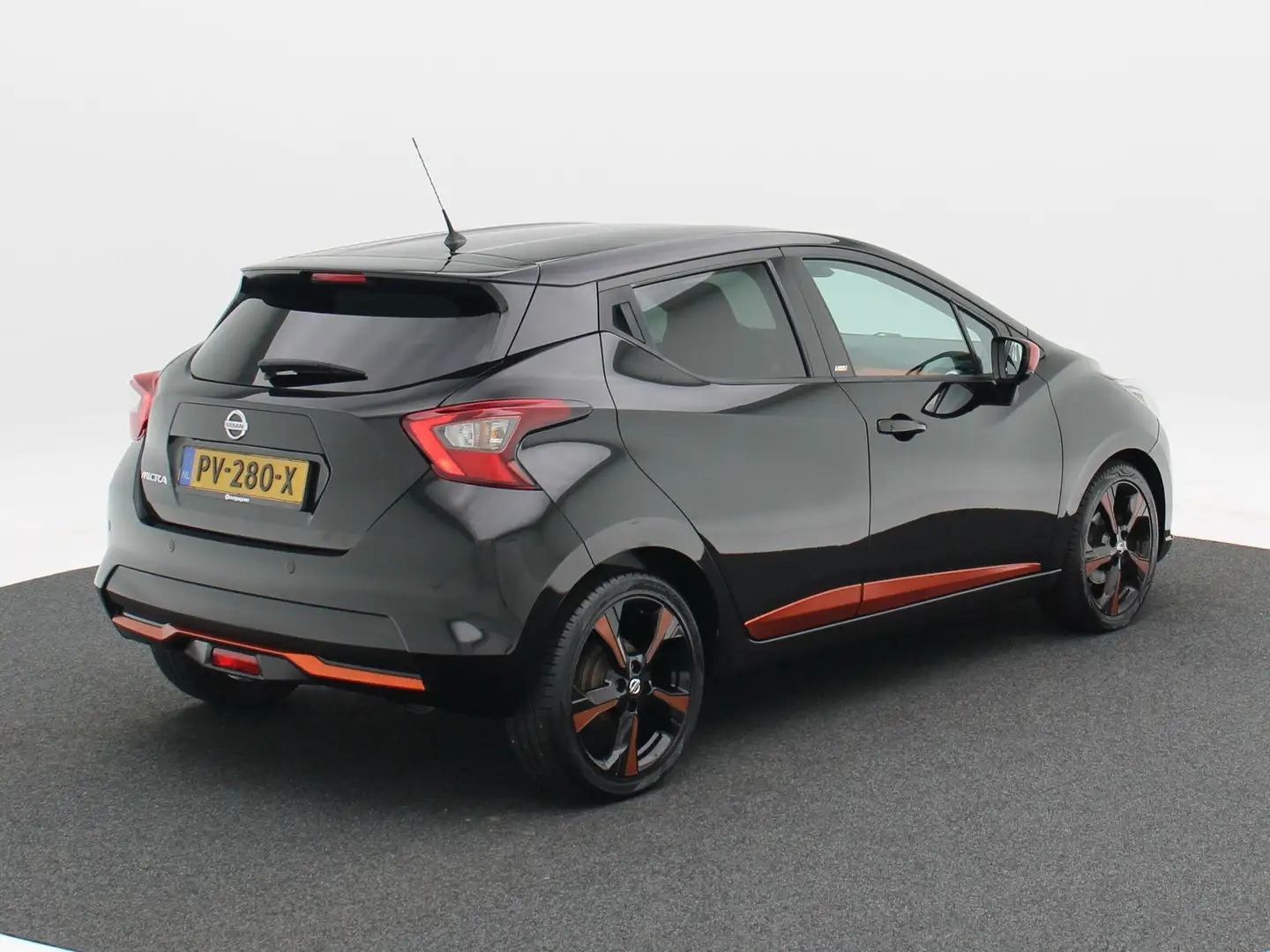 Nissan Micra 0.9 IG-T Bose Personal Edition | Cruise Control | Zwart - 2