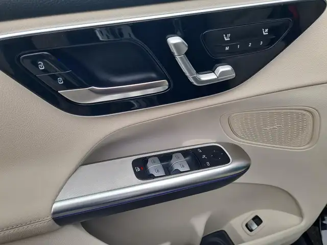 Mercedes-Benz GLC 220 d 4Matic (254.605) 220d Premium AHK Pano SitzKl... Ansicht 11