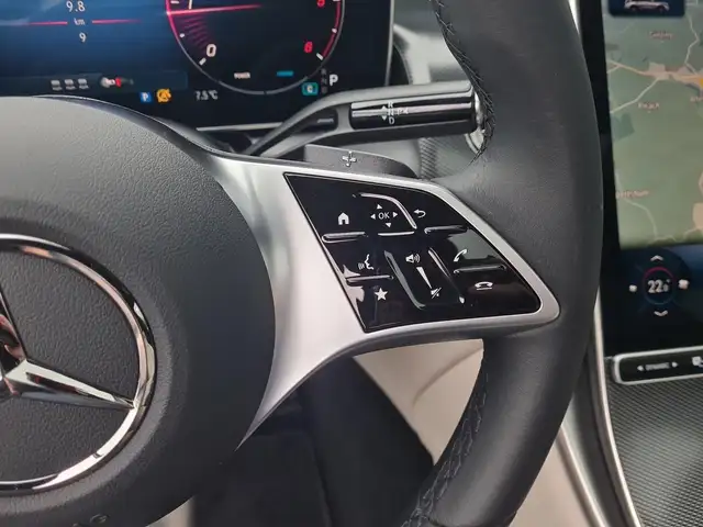 Mercedes-Benz GLC 220 d 4Matic (254.605) 220d Premium AHK Pano SitzKl... Ansicht 15