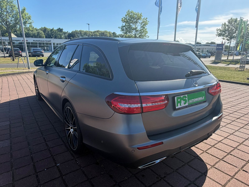 Mercedes-Benz E 400 E T-Modell E 400 d 4Matic AMG Line — photo 10