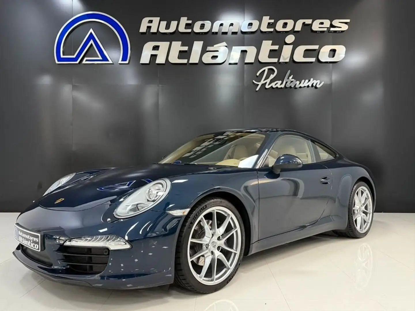 Porsche 911 3.4 Carrera Coupe Blau - 1