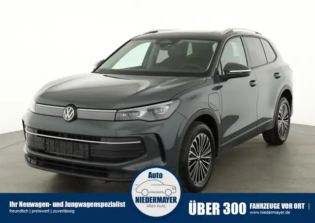 Volkswagen Tiguan 1.5 eHybrid DSG Life, IQ.Light, Pano, AHK, EasyOpe