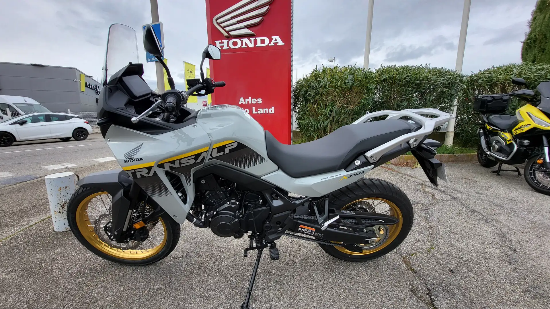 Honda XL 750 Transalp Szürke - 1