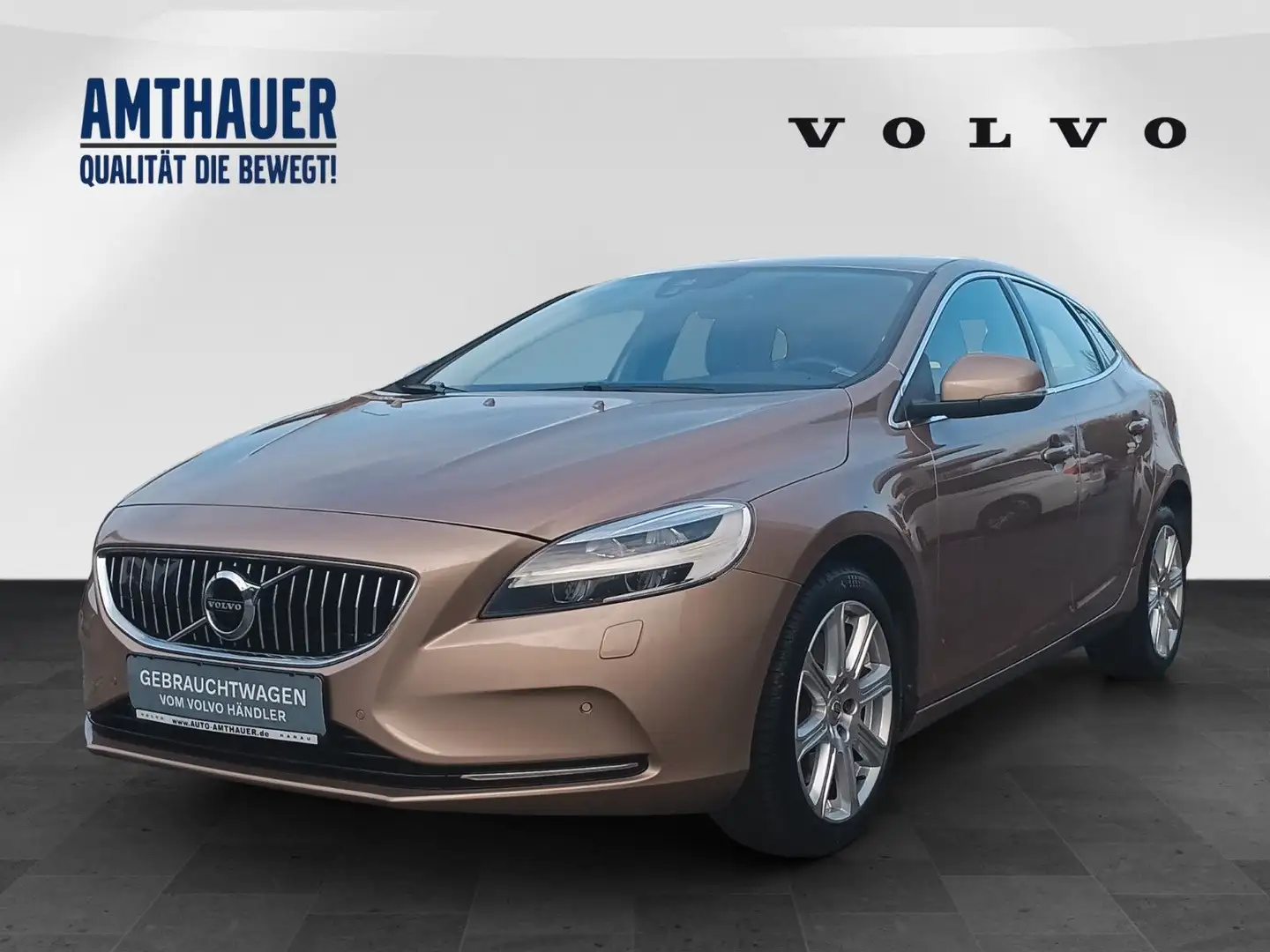 Volvo V40 T3 Inscription Kamera/PDC/ BLIS/Leder Bruin - 1