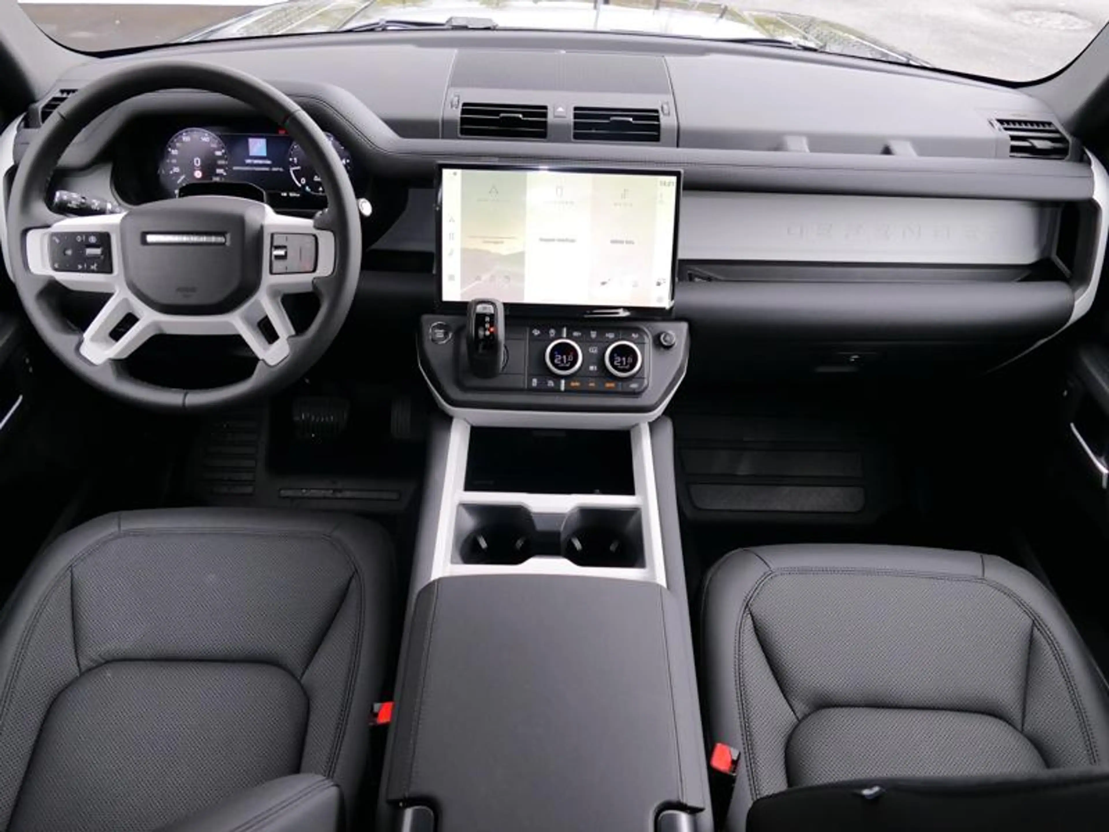 Land Rover Defender 110 D200 S | PANO | TOWB | 360° | — photo 12