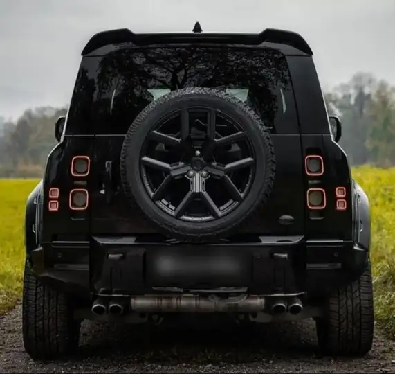 Land Rover Defender 110 5.0 V8 AWD Auto V8 2023