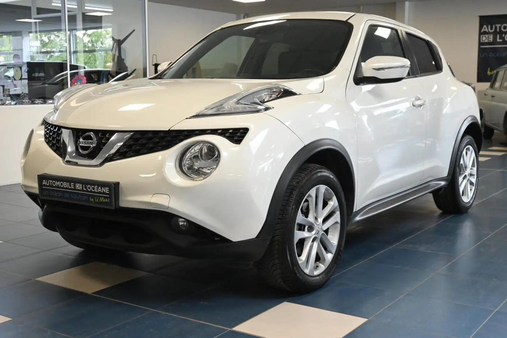 Nissan Juke 1.6e 117 Acenta Xtronic A Beige - 1