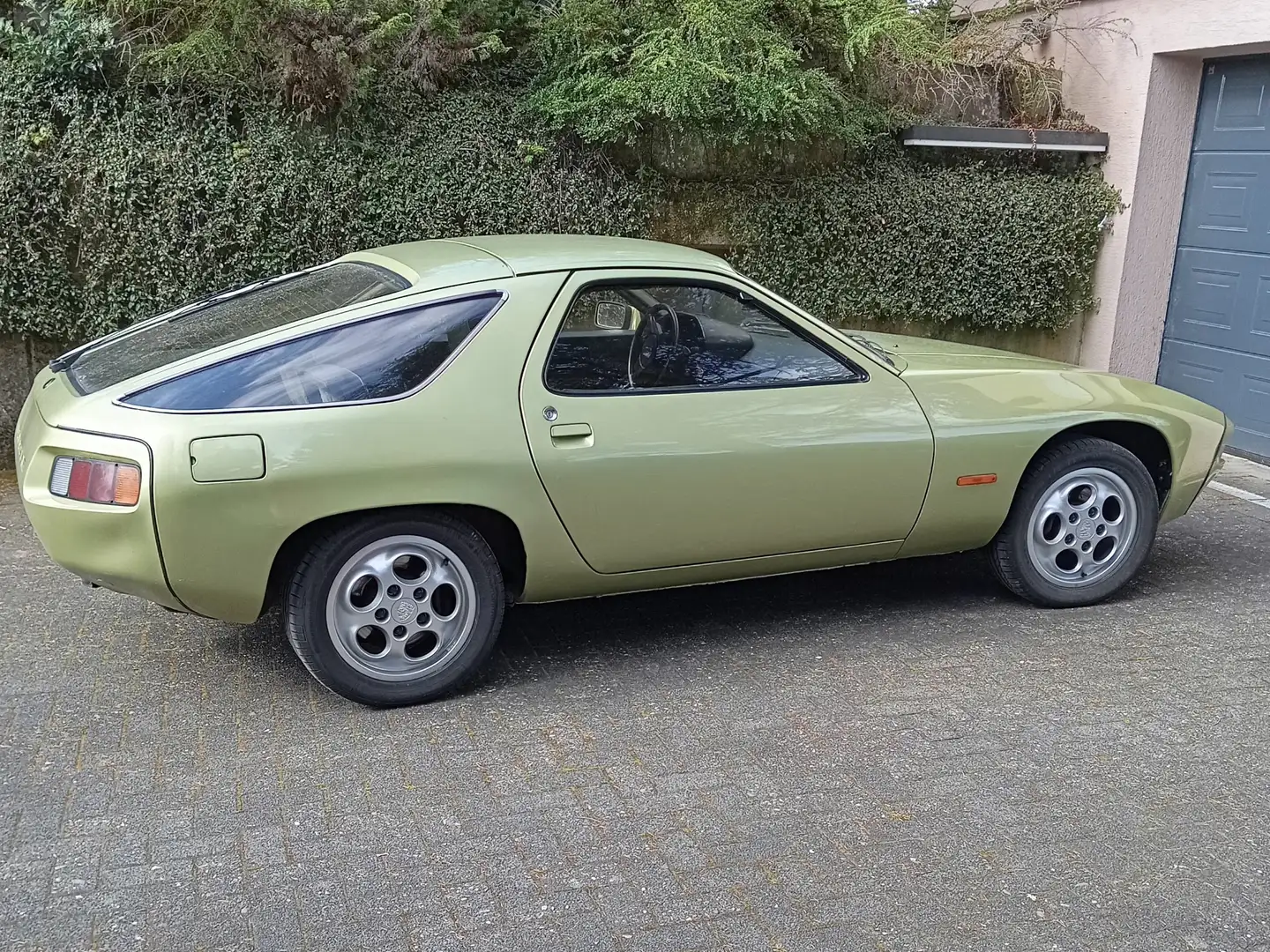 Porsche 928 Zelená - 1