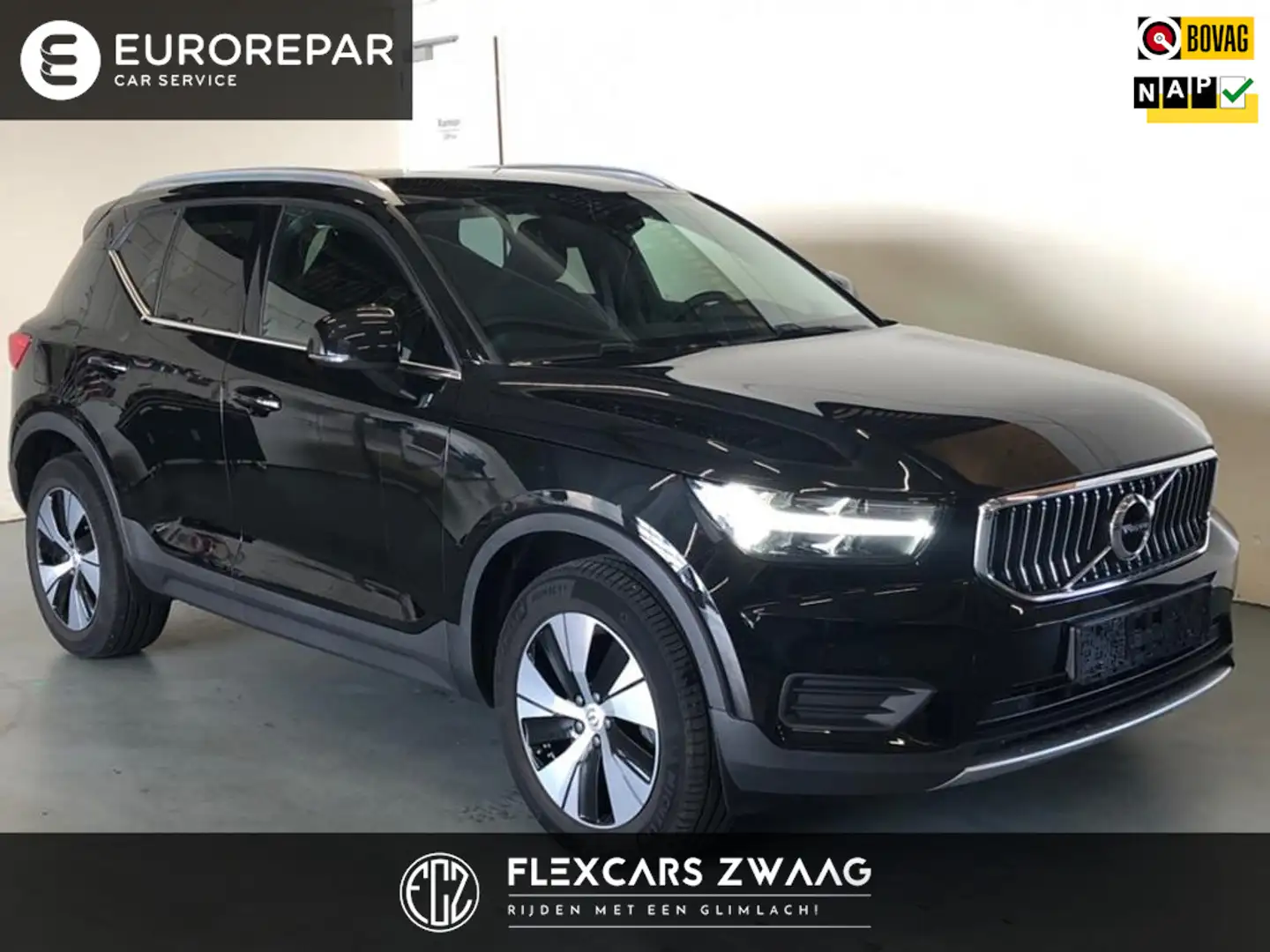 Volvo XC40 1.5 T4 Recharge Inscription Expression - Automaat Zwart - 1