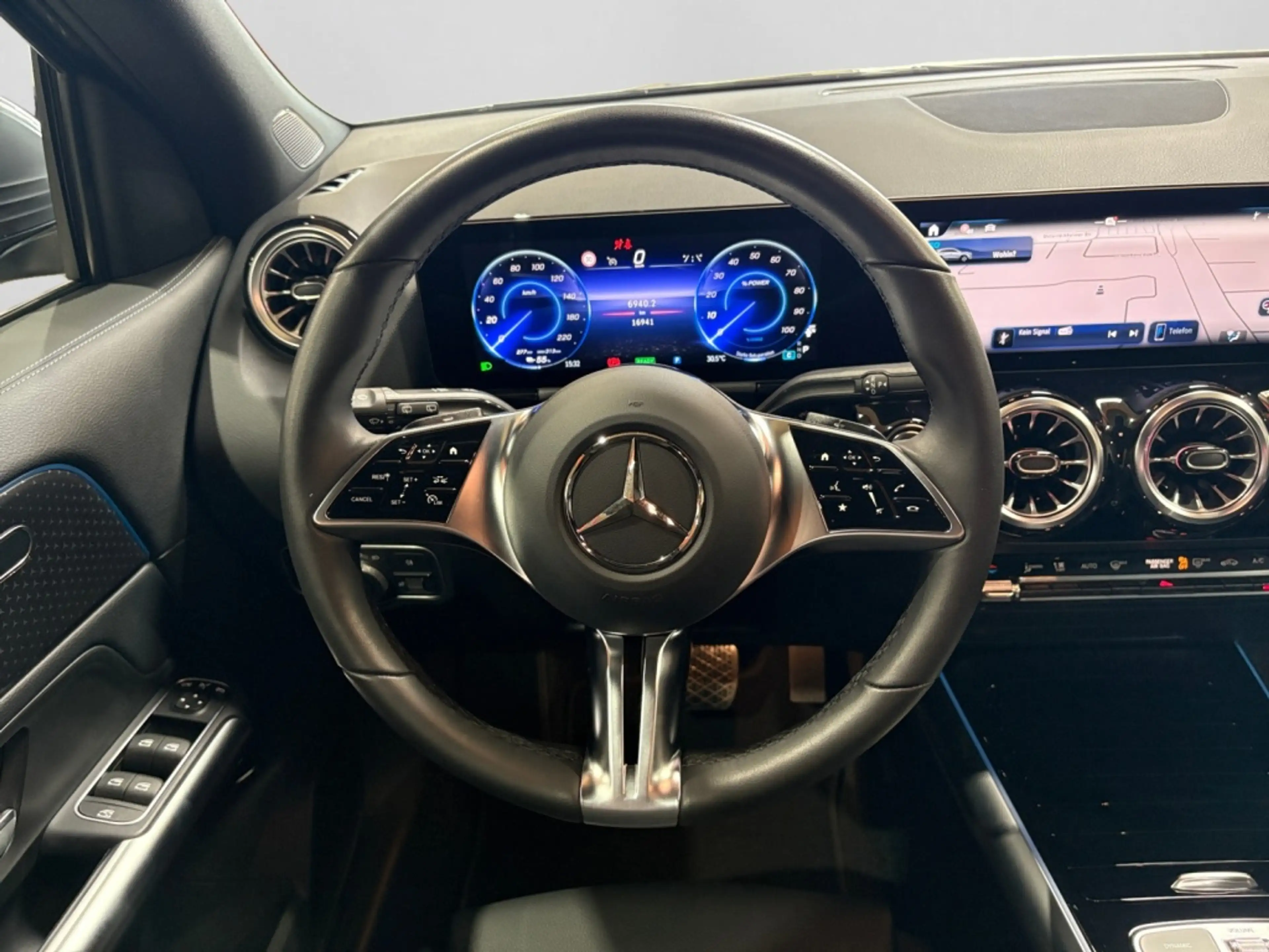 Mercedes-Benz EQA 250 + PROGRESSIVE|AMBIENTE|MBUX|SHZ|KAM|LED — photo 13