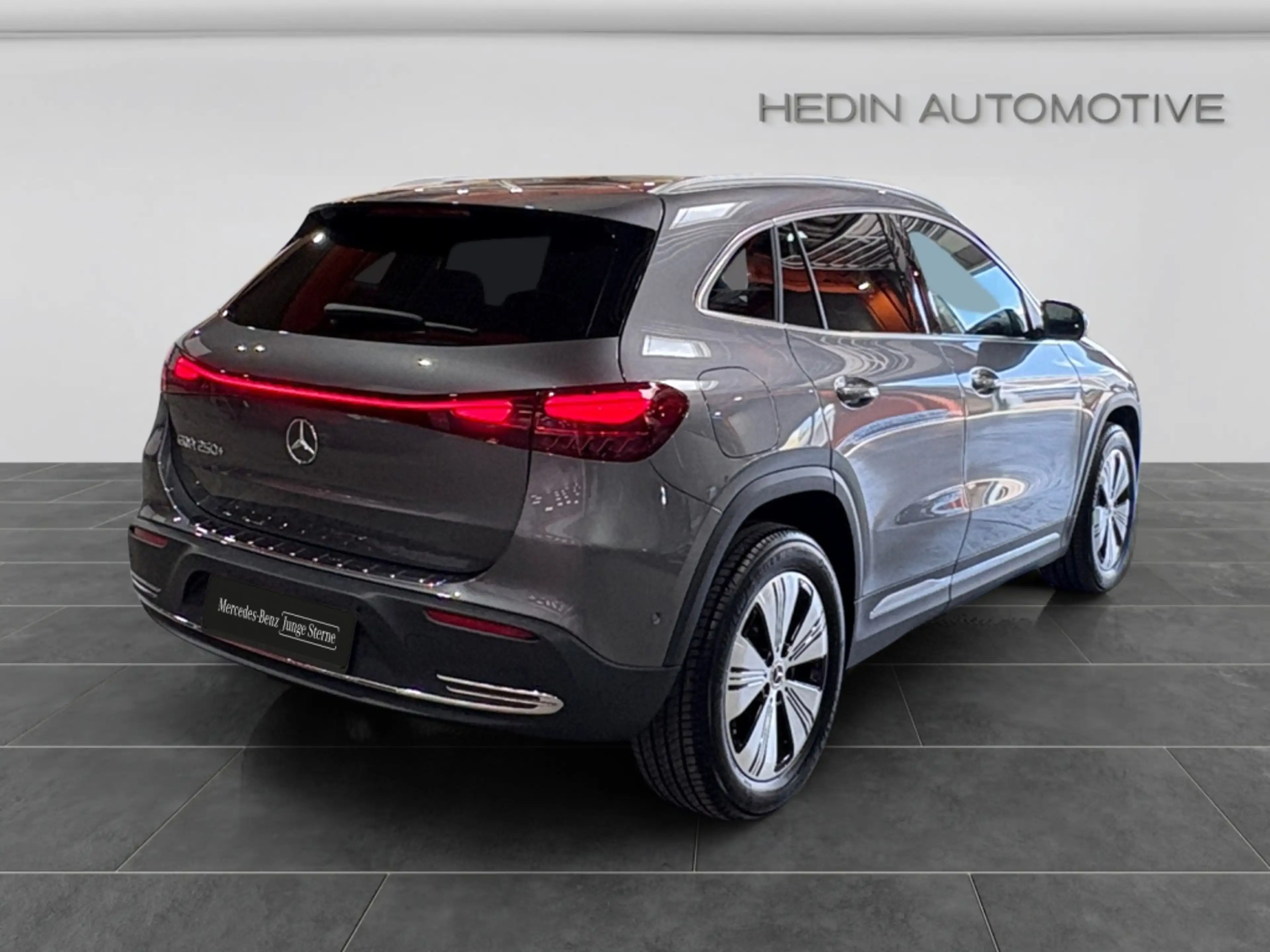 Mercedes-Benz EQA 250 + PROGRESSIVE|AMBIENTE|MBUX|SHZ|KAM|LED — photo 6