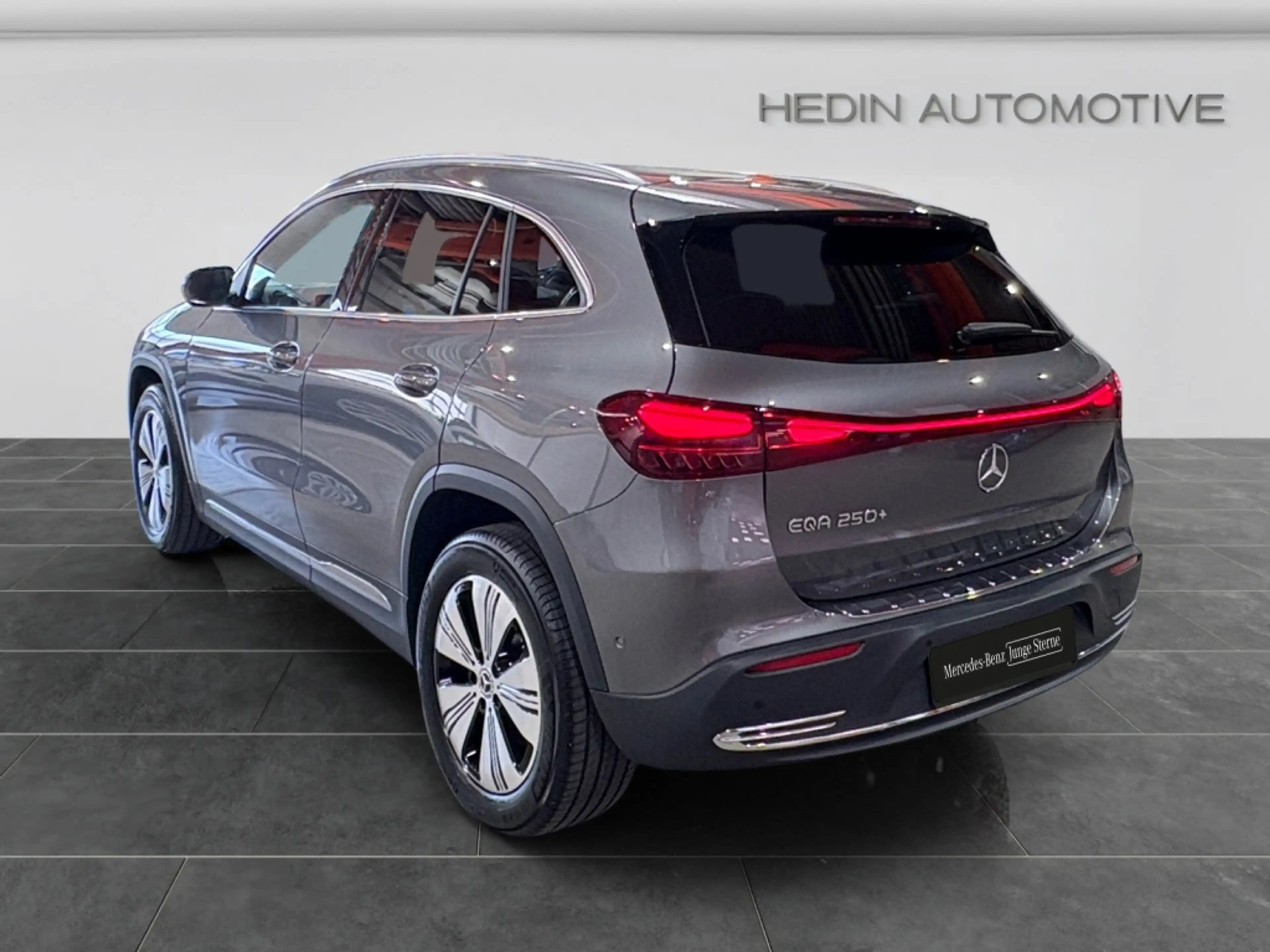 Mercedes-Benz EQA 250 + PROGRESSIVE|AMBIENTE|MBUX|SHZ|KAM|LED — photo 4