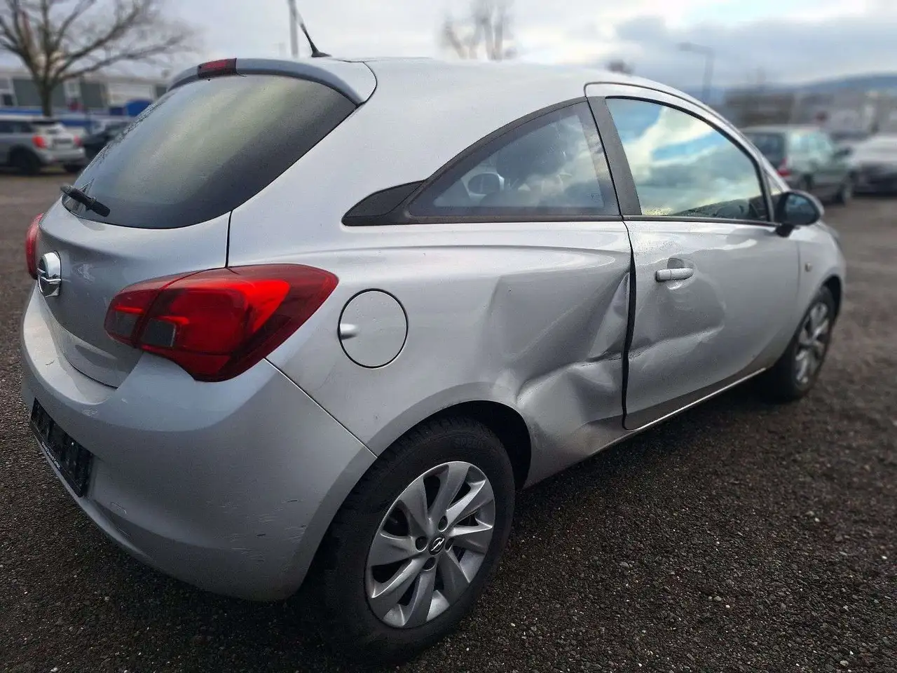 Opel Corsa 1,4 E Edition ecoFlex ZEITWERT 9.200.- v