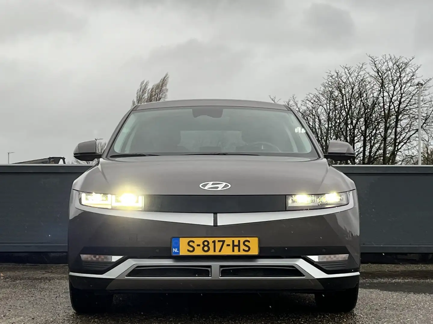 Hyundai IONIQ 5 Connect+ 73kWh | Innovatieve design | Super snel o Grijs - 2