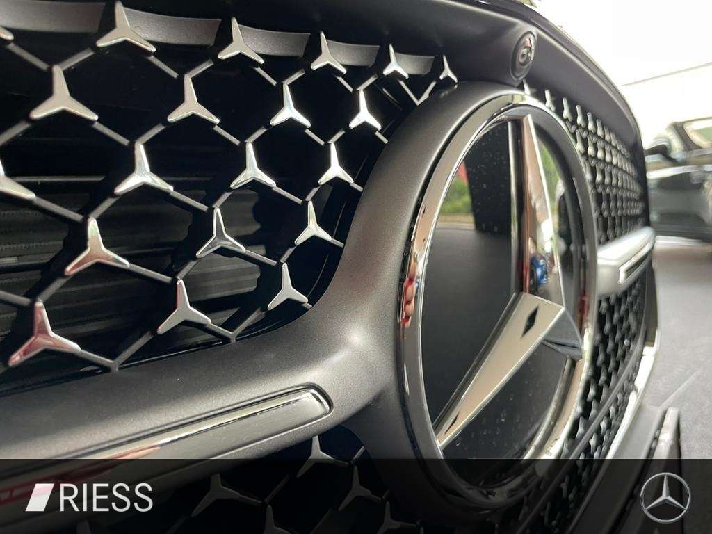 Mercedes-Benz A 220