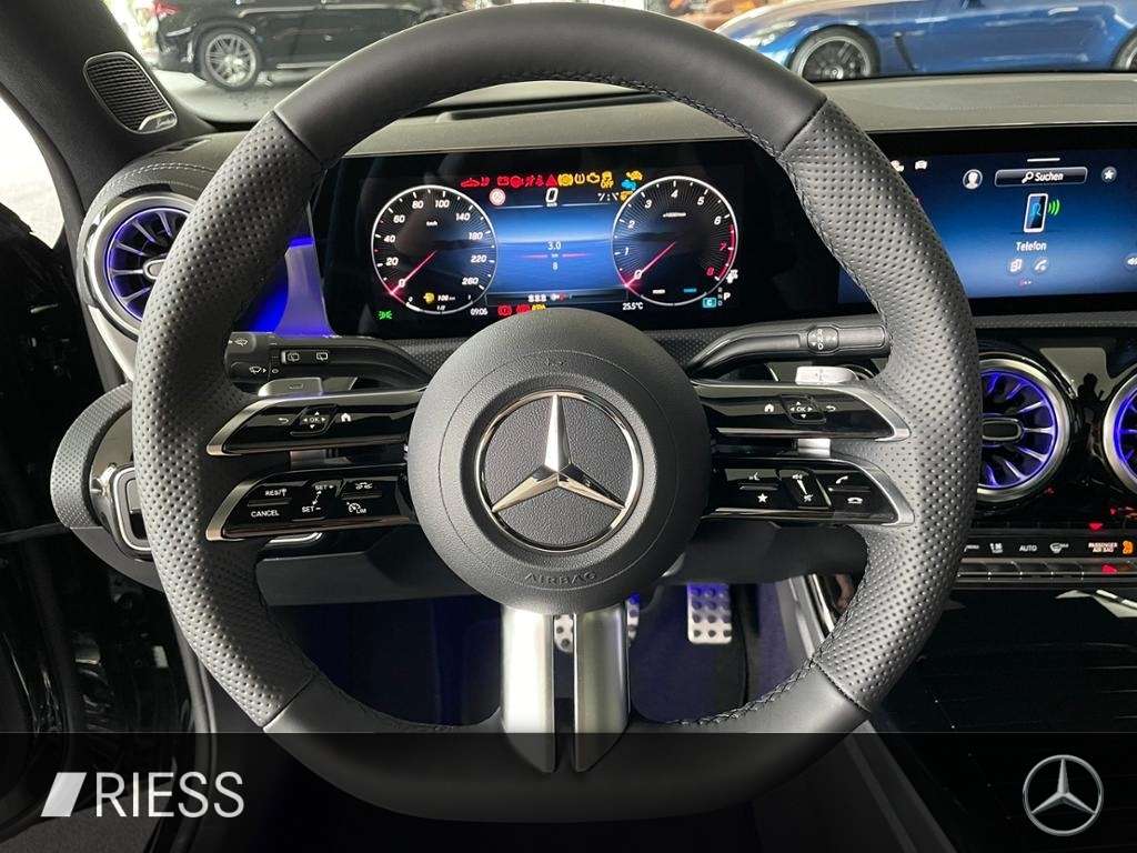 Mercedes-Benz A 220