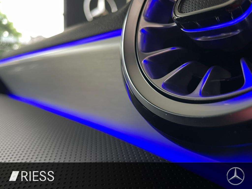 Mercedes-Benz A 220