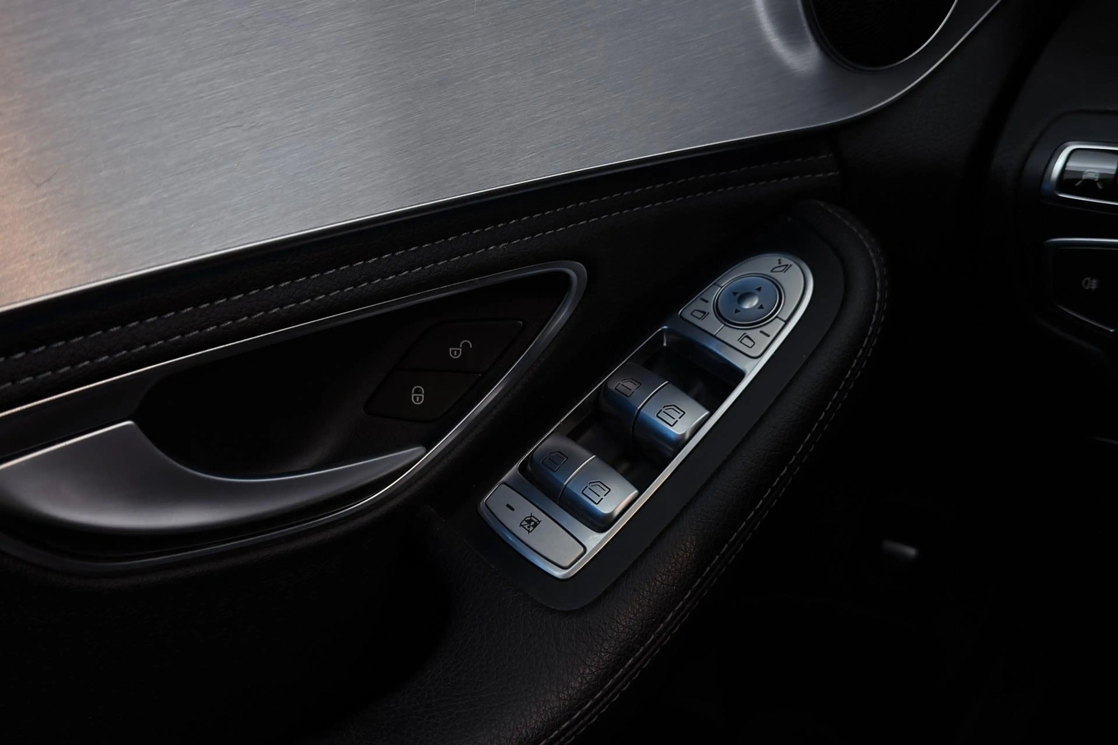Mercedes-Benz C 200 Estate Prestige | Trekhaak | Sportstoelen | Naviga — photo 29