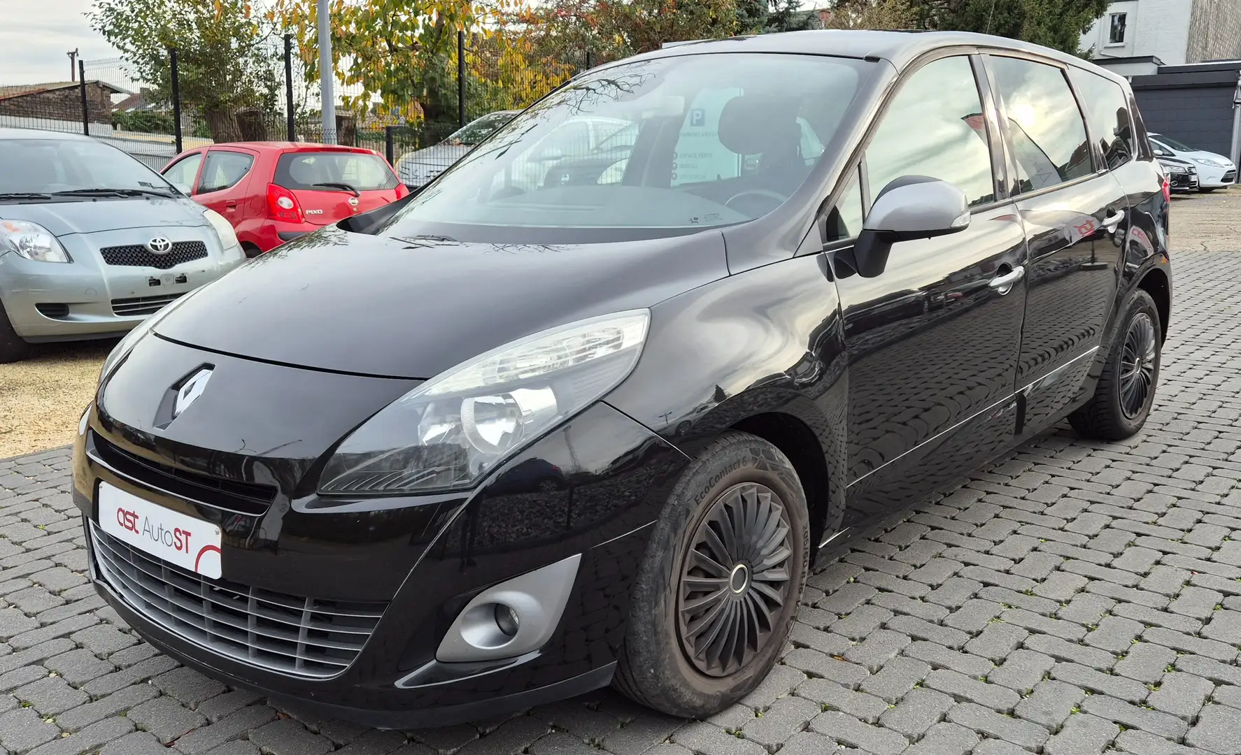 Renault Grand Scenic 1.5 dCi 105ch // Historique complet Negro - 1