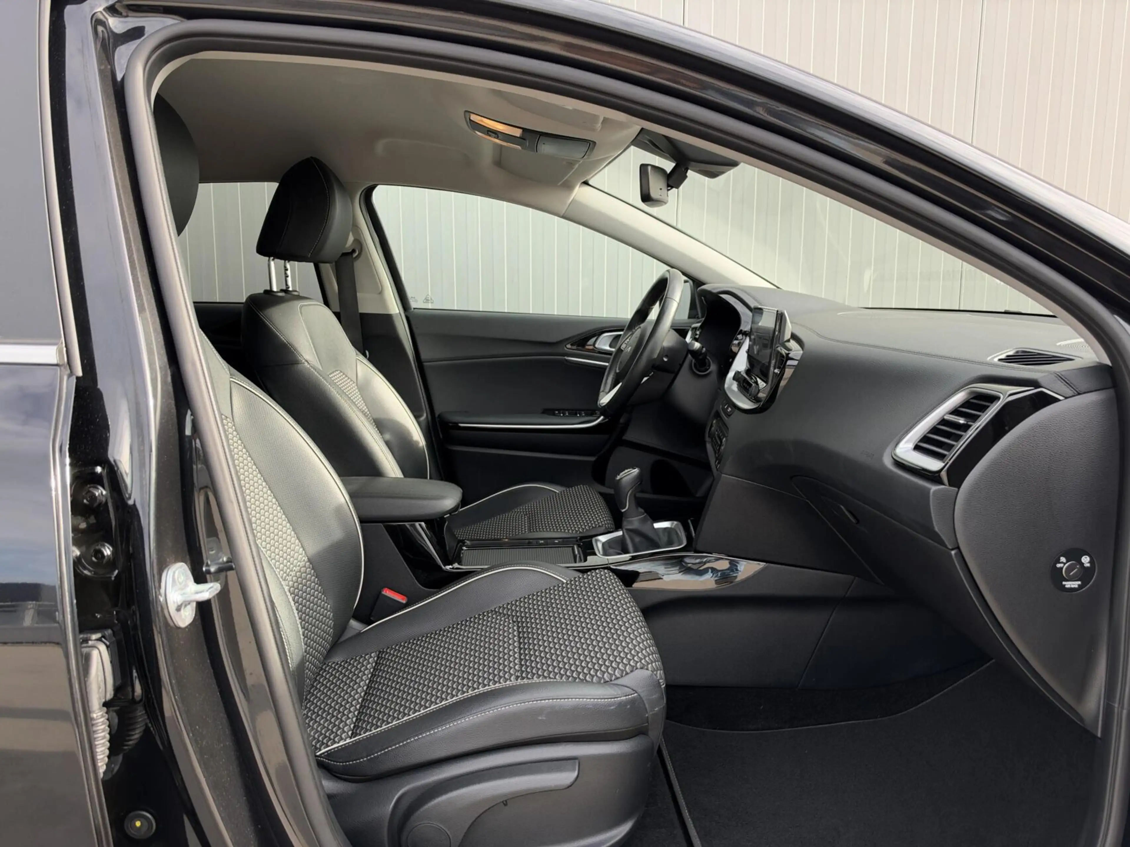 Kia Ceed SW / cee'd SW Sportswagon 1.0 T-GDi DynamicPlusLine|NL-Auto|LED — photo 38