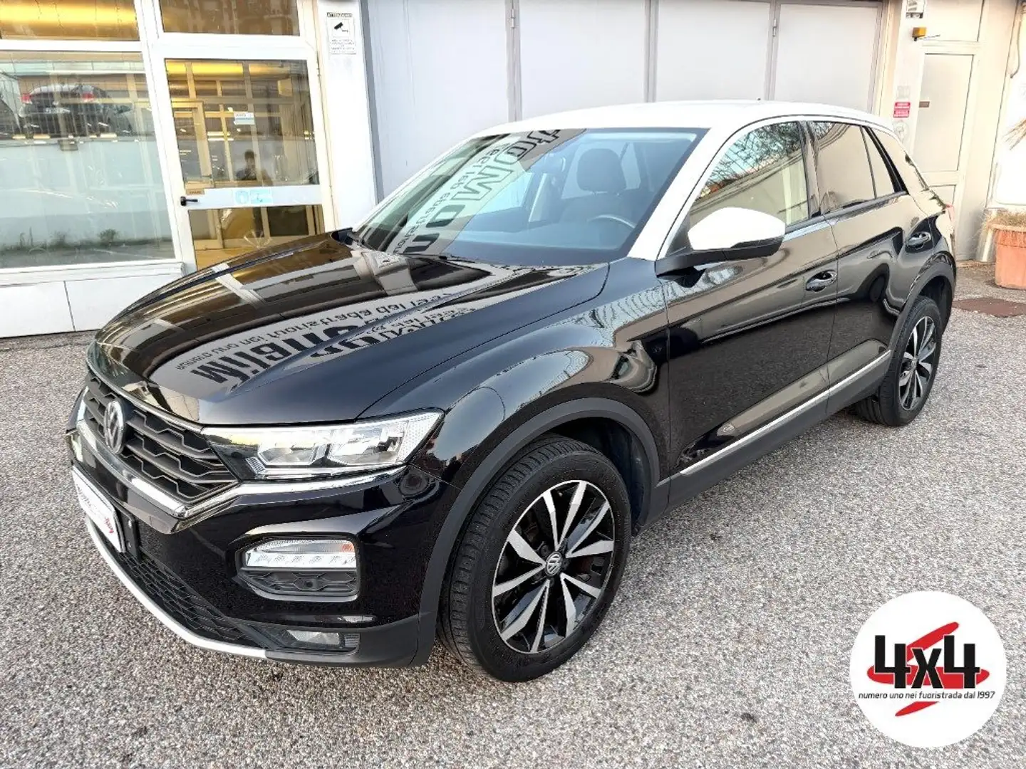 Volkswagen T-Roc 1.5 TSI ACT Style BlueMotion *OFFERTA PROMO* Schwarz - 1