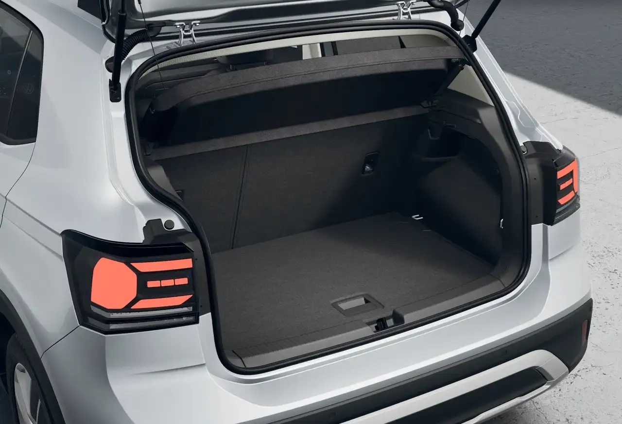Volkswagen T-Cross Friends TSI / 443 / € 4000,- PORSCHE BANK BONUS 11