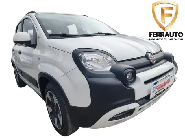 Fiat Panda HYBRID S&S CROSS PLUS