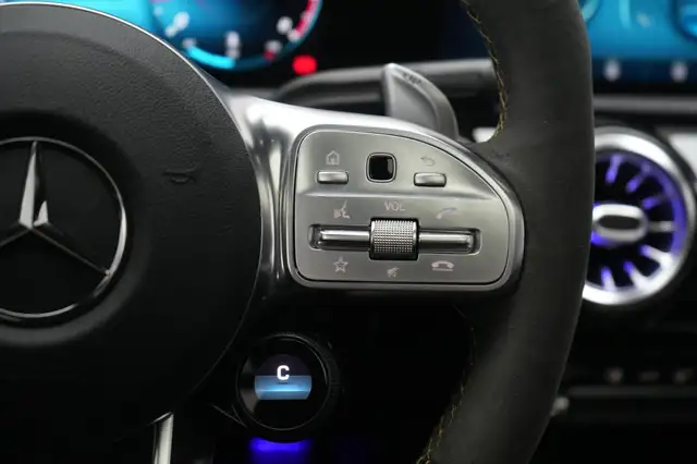 Mercedes-Benz Cla view 20