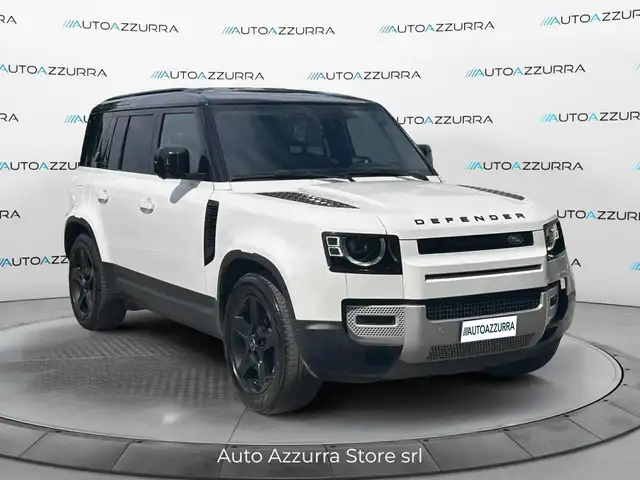 Land Rover Defender view 3