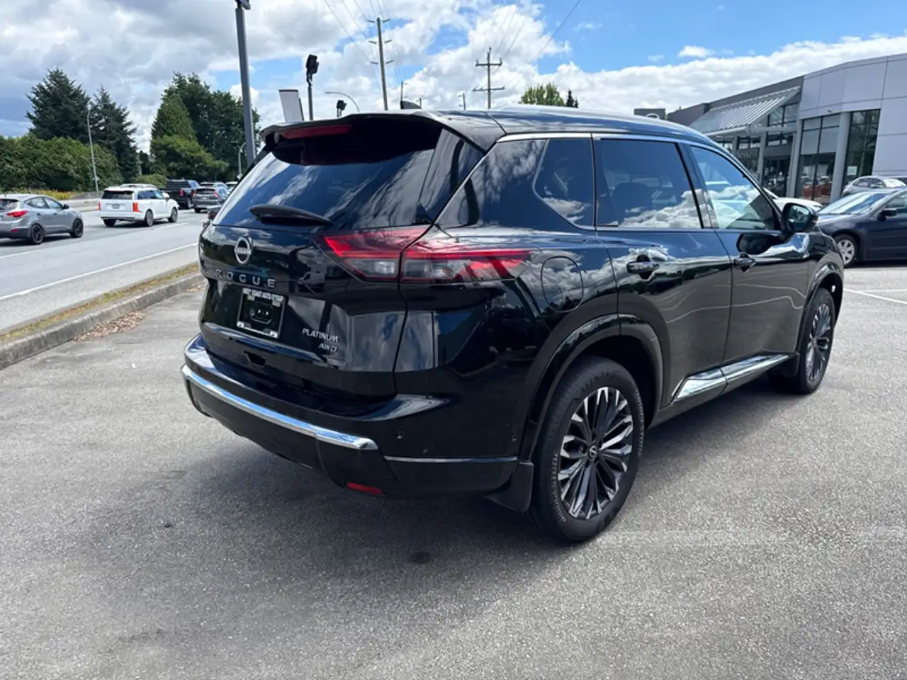 Nissan Rogue снимка Nissan Rogue