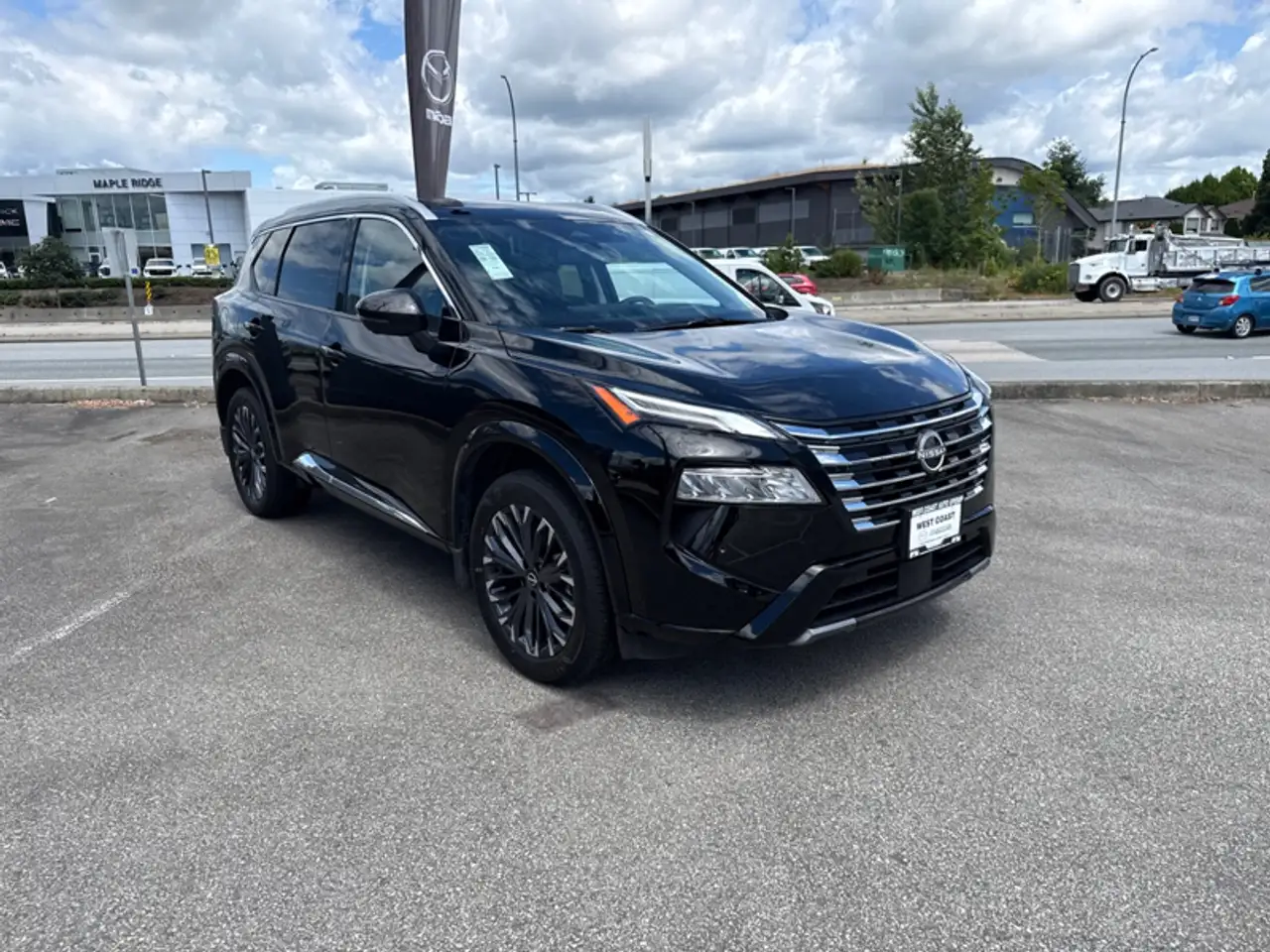 Nissan Rogue снимка Nissan Rogue