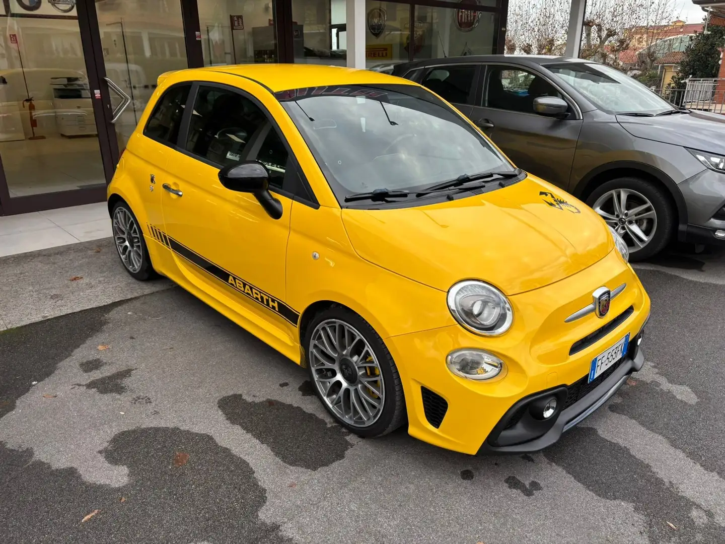 Abarth 595 1.4 Turbo T-Jet 145 CV Giallo - 2