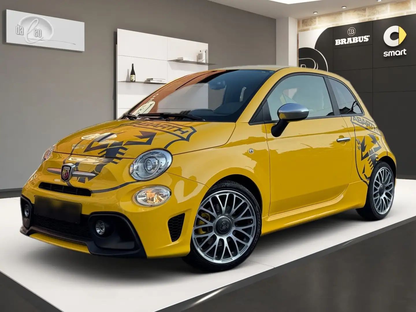 Abarth 595 Turismo TFT Navi Touchscreen 7" PDC Bi-Xenon Geel - 1