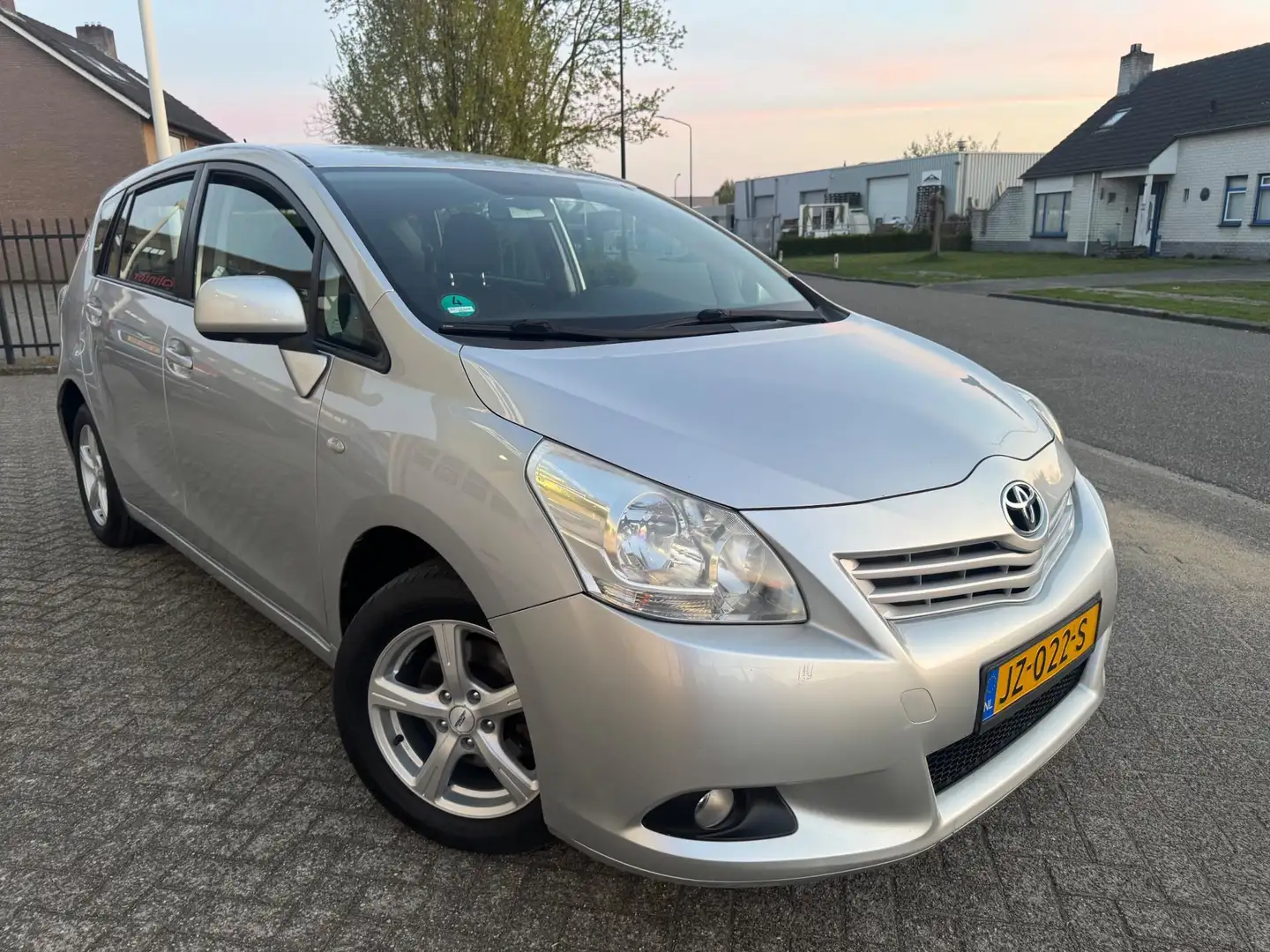 Toyota Verso 1.8 VVT-i Aspiration 7persoons, Airco,Trekhaak Сірий - 2