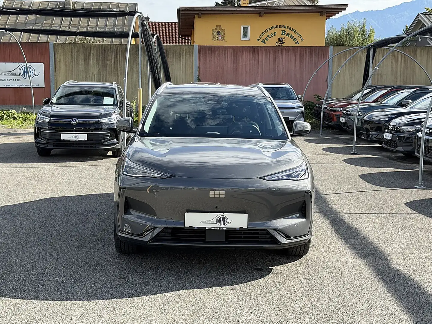 Geely E5 Pro+ 68,4 kWh ACC LED PDC Kamera Sitzheizung Wä... Grau - 2