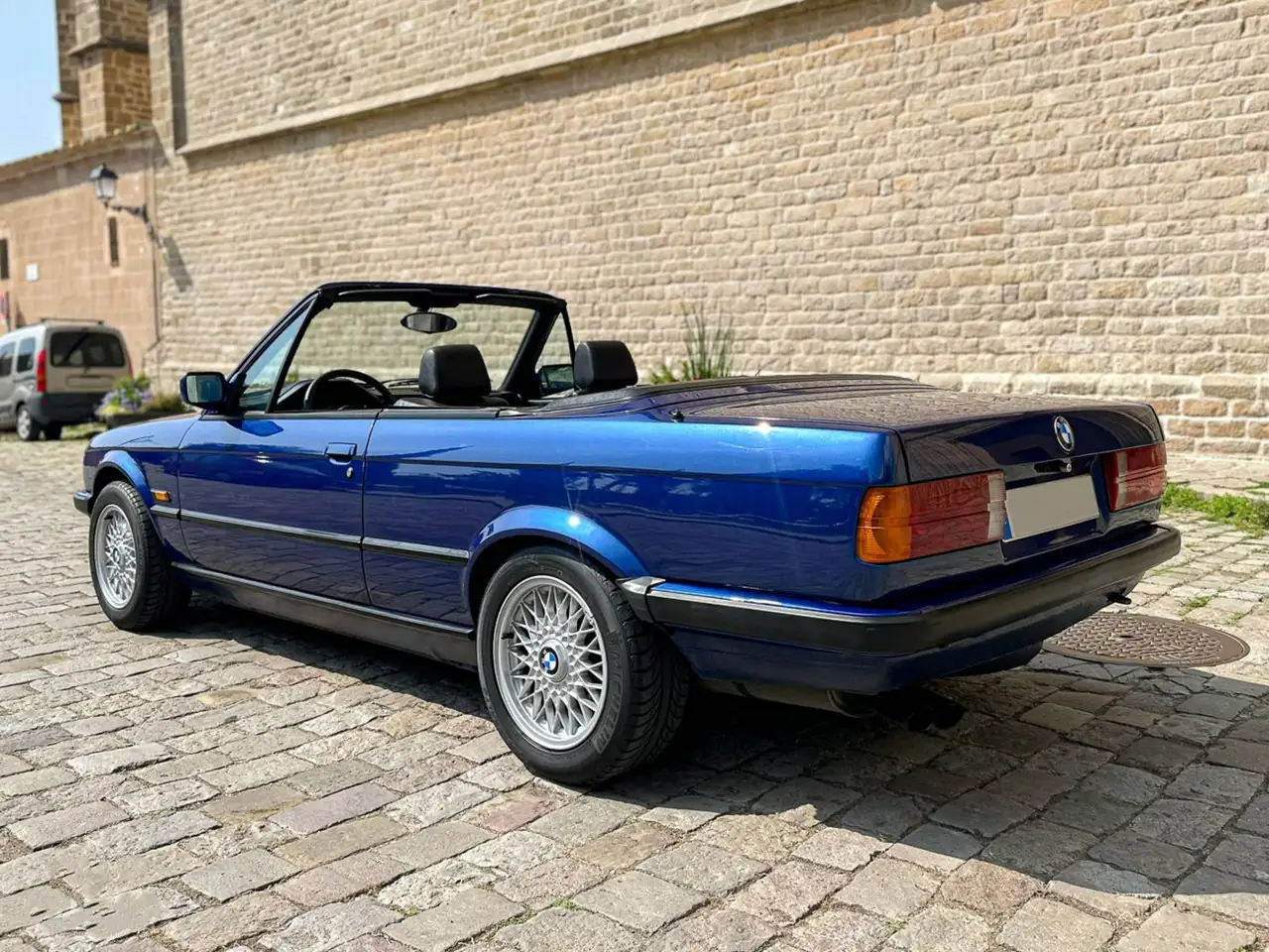 BMW 325i, foto 3