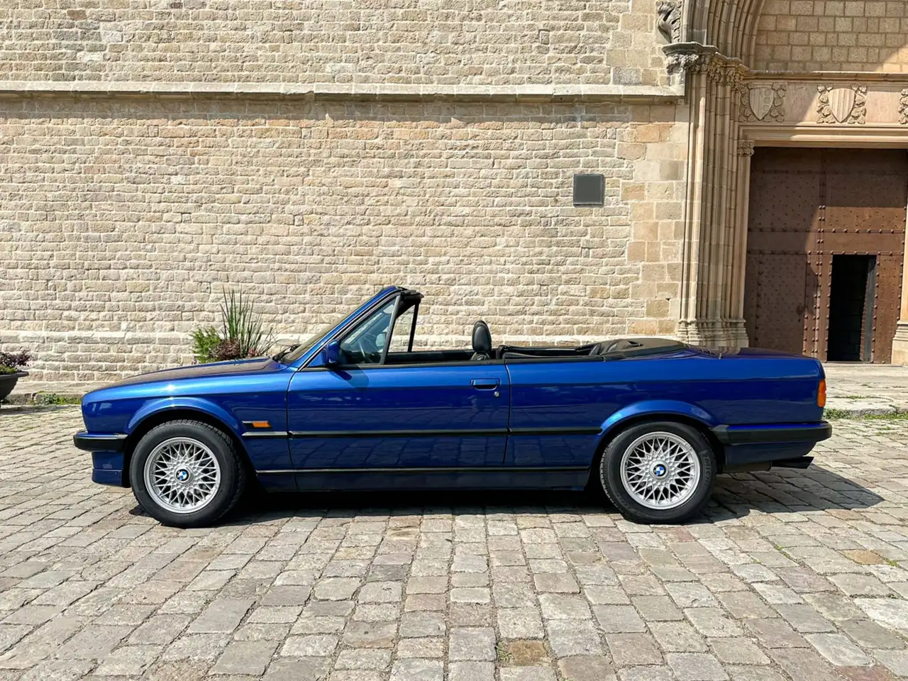 BMW 325i, foto 2