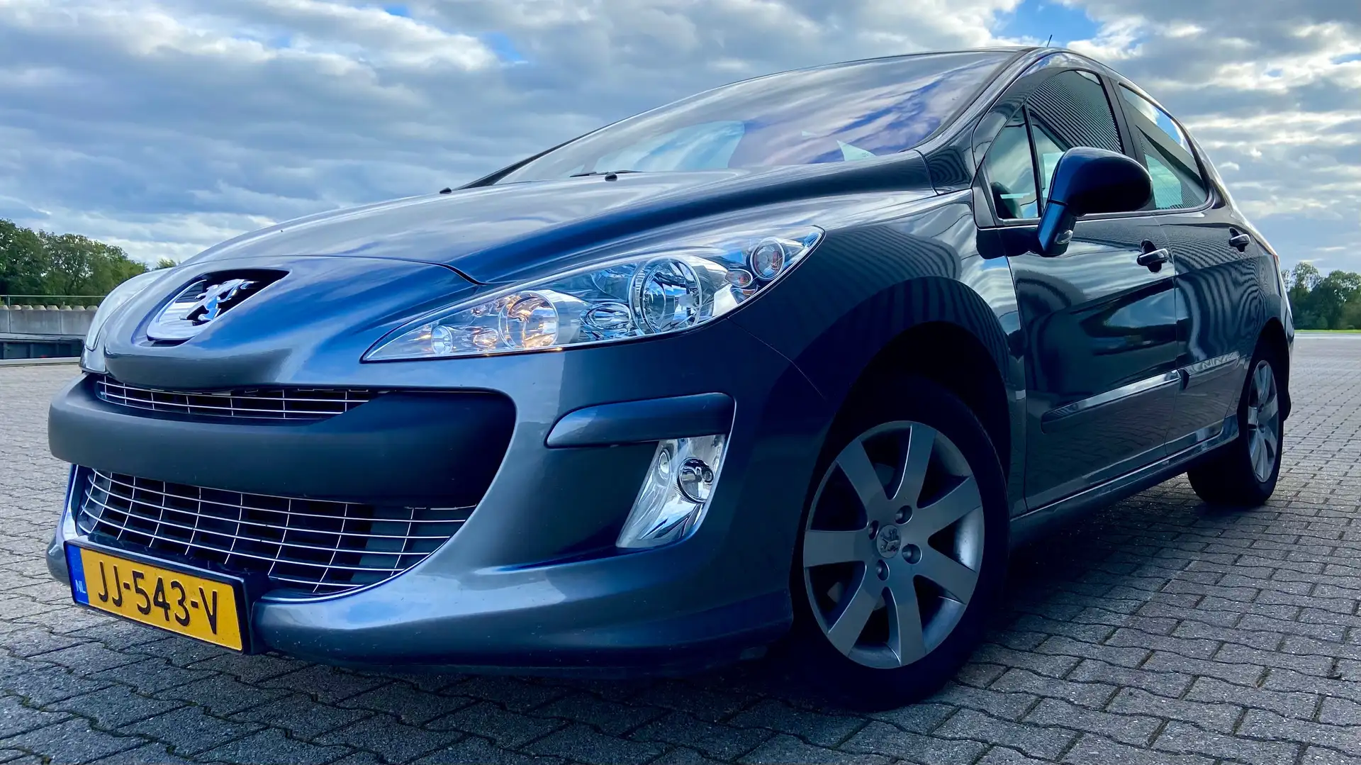 Peugeot 308 1.6 VTi X-line Grijs - 1