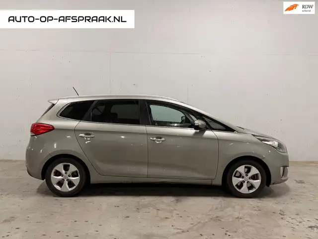 Kia Carens 2.0 Automaat 7persoons Navi Camera Trekhaak Airco