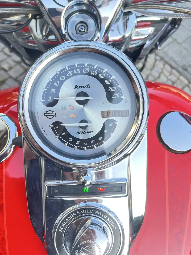 Harley-Davidson Road King FLHRSE CVO Rot - 1