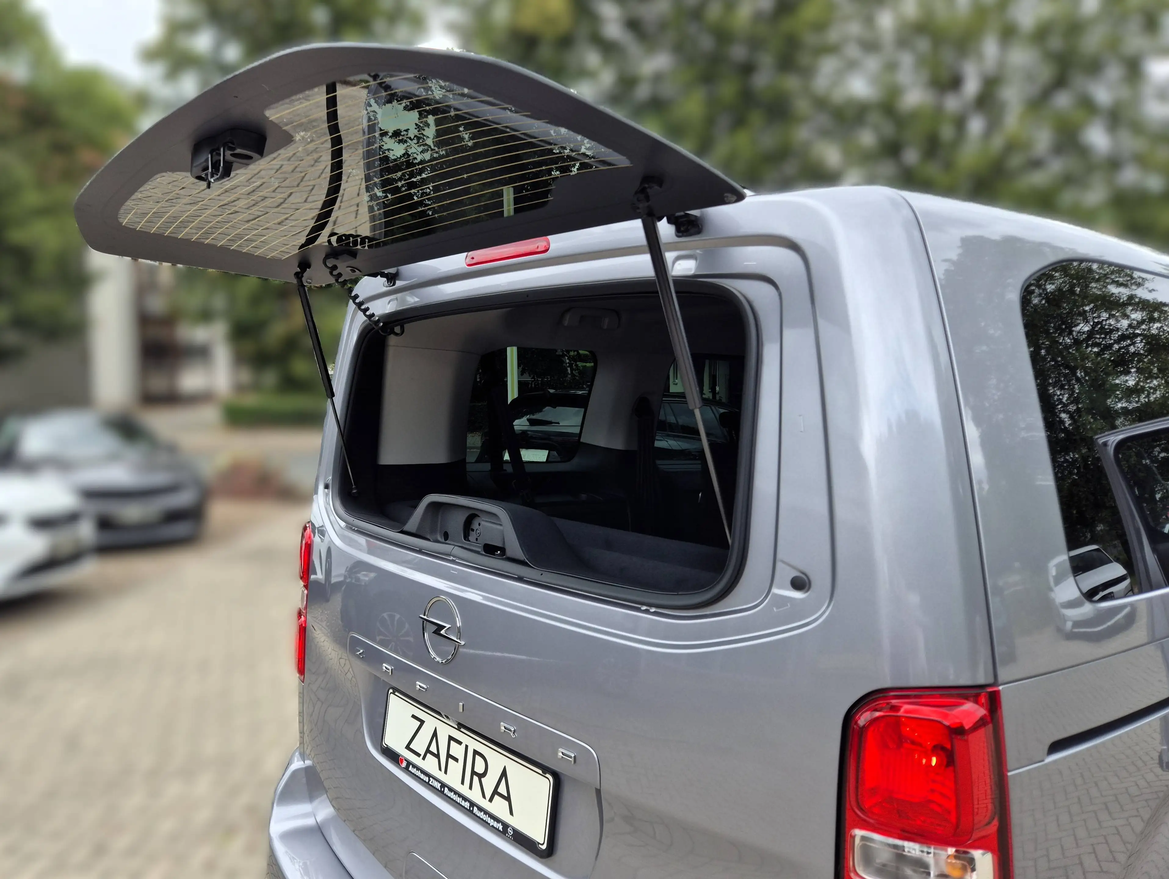 Opel Zafira Life Edition M 8-Sitzer LED Navi 3-Zonen Klima Kamera Keyless — photo 6