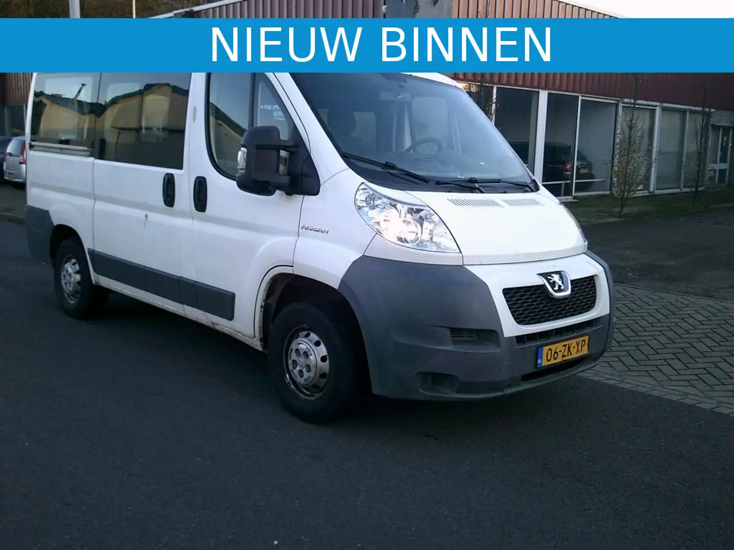 Peugeot Boxer 9 persoons 2.2 hdi diesel Wit - 1